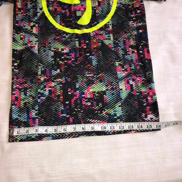 Men's Zumba Fitness T-Shirt, sz small - Picture 8 of 12